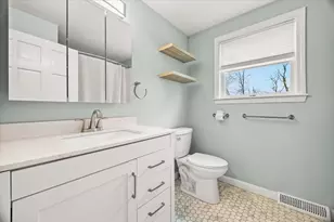 131 West St, Mansfield, MA 02048 - Photo 13