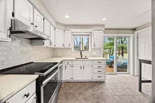 131 West St, Mansfield, MA 02048 - Photo 7