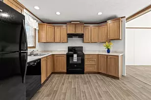 200 North St, Danvers, MA 01923 - Photo 21