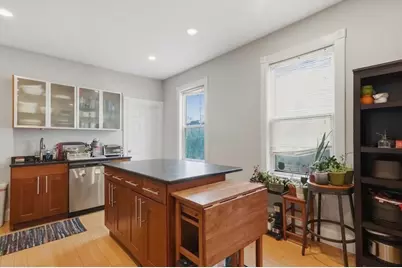 26 Chestnut Ave #1, Boston, MA 02130 - Photo 3