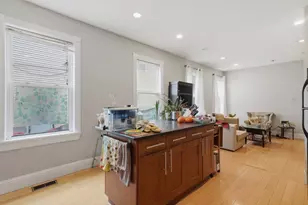 26 Chestnut Ave, Boston, MA 02130 - Photo 5