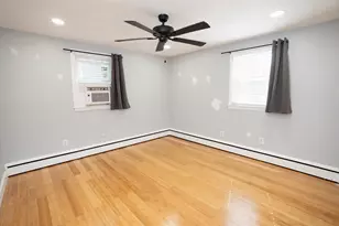 562 Tremont St, Taunton, MA 02780 - Photo 33