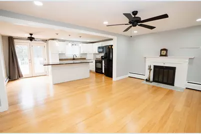 562 Tremont St, Taunton, MA 02780 - Photo 5