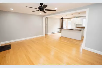 562 Tremont St, Taunton, MA 02780 - Photo 15