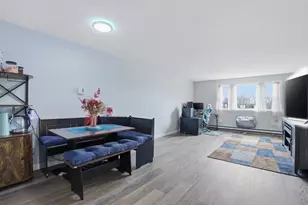 180 Main St, Bridgewater, MA 02324 - Photo 5