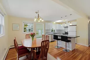 46 Plum St, Hamilton, MA 01982 - Photo 3