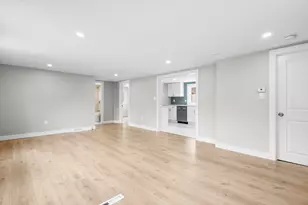 99 Lake Ave, Wareham, MA 02538 - Photo 9