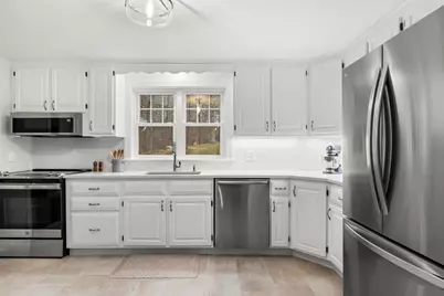 575 Essex Street, Hamilton, MA 01982 - Photo 11