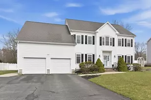 35 Paddock Dr, Plainville, MA 02762 - Photo 1