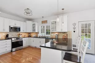 35 Paddock Dr, Plainville, MA 02762 - Photo 11