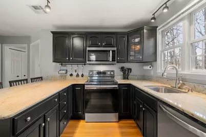 3 Winterberry Lane, Milford, MA 01757 - Photo 5