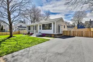 7 Christopher St, Newburyport, MA 01950 - Photo 39