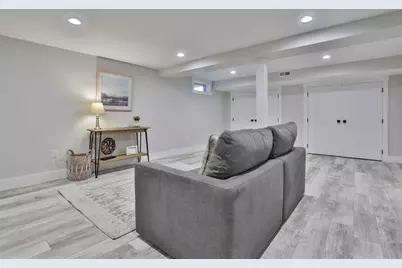 7 Christopher St, Newburyport, MA 01950 - Photo 29