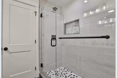 7 Christopher St, Newburyport, MA 01950 - Photo 25