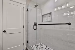 7 Christopher St, Newburyport, MA 01950 - Photo 25