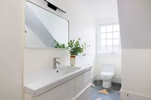 102 Fuller St, Brookline, MA 02446 - Photo 17