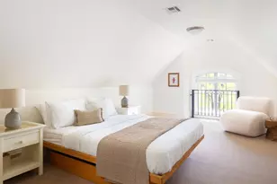 148 Dartmouth St, Newton, MA 02465 - Photo 23