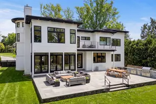 43 Claremont St, Newton, MA 02458 - Photo 5