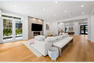 43 Claremont St, Newton, MA 02458 - Photo 15