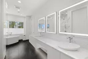 43 Claremont St, Newton, MA 02458 - Photo 29