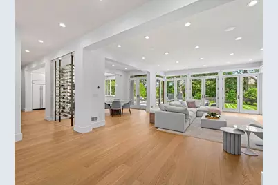 43 Claremont St, Newton, MA 02458 - Photo 11