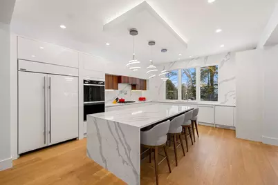 43 Claremont St, Newton, MA 02458 - Photo 9