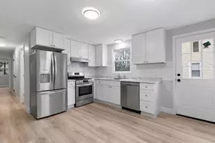 105 Arthur St, Brockton, MA 02302 - Photo 3