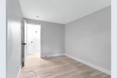 105 Arthur St, Brockton, MA 02302 - Photo 15