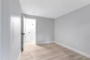 105 Arthur St, Brockton, MA 02302 - Photo 15