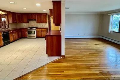 33 Whalon Ave, Swansea, MA 02777 - Photo 7