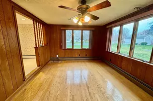 33 Whalon Ave, Swansea, MA 02777 - Photo 15