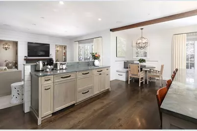 39 Worthington Rd, Brookline, MA 02446 - Photo 11