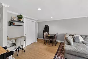 588 Main St, Stoneham, MA 02180 - Photo 9