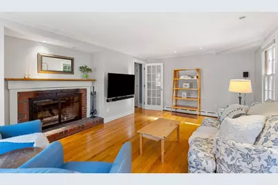 10 West Cottage Street, Marblehead, MA 01945 - Photo 17