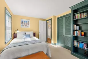 10 W Cottage St, Marblehead, MA 01945 - Photo 15