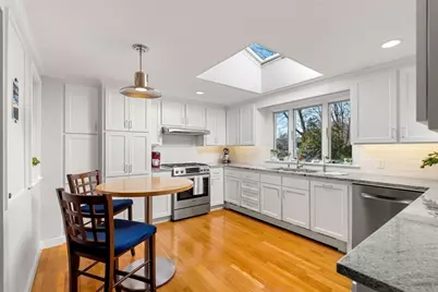 10 West Cottage Street, Marblehead, MA 01945 - Photo 9