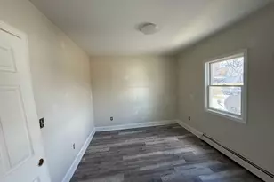 15 Oakes Ave, Southbridge, MA 01550 - Photo 7