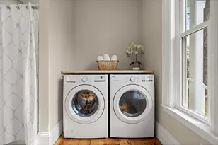 37 School St, Merrimac, MA 01860 - Photo 17