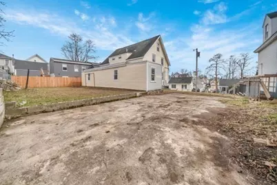 19 Oliver St, Lowell, MA 01954 - Photo 21