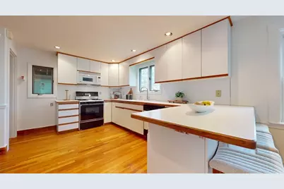 125 Oakdale Rd, Newton, MA 02461 - Photo 11