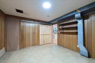 97 Marion Dr, Northbridge, MA 01588 - Photo 23