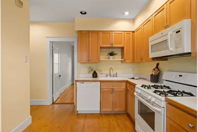 1 Clayton St #1, Watertown, MA 02472 - Photo 17