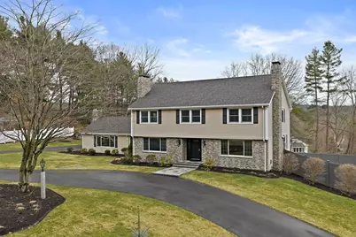 49 Algonquin Rd, Canton, MA 02021 - Photo 3