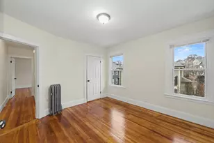 7 Moraine St, Boston, MA 02130 - Photo 19
