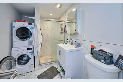 241-243 E St, Boston, MA 02127 - Photo 9