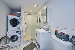 241-243 E St, Boston, MA 02127 - Photo 9