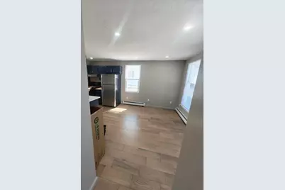 40-42 Rainville Ave #Right side, Fitchburg, MA 01420 - Photo 3