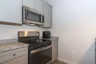 55 Sterling St, Clinton, MA 01510 - Photo 7