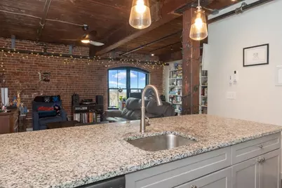 55 Sterling St #305, Clinton, MA 01510 - Photo 5