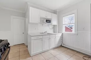 75 Orchard St, Medford, MA 02155 - Photo 15